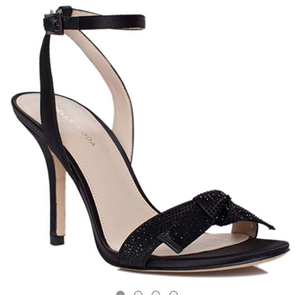 New Pelle Moda Kim Black Sandals Heels Black 7M